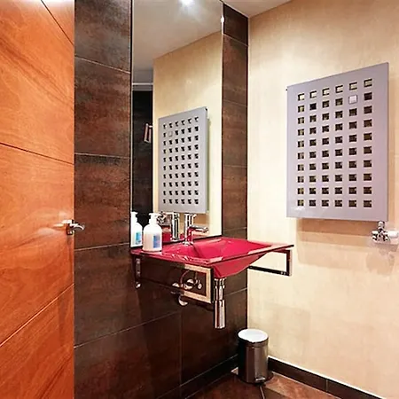 Charming 3 Bedroom In * Sitges