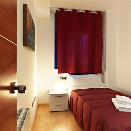 Apartman Charming 3 Bedroom In *