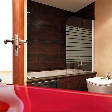 Apartman Charming 3 Bedroom In *